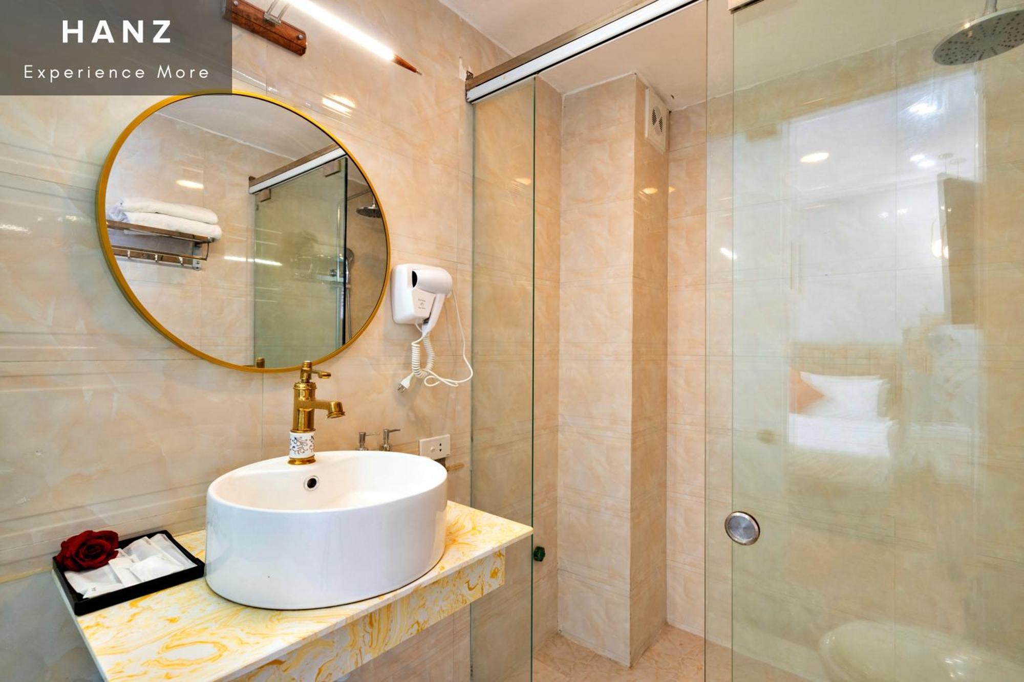Memory Legends Hotel Hanoi Room photo