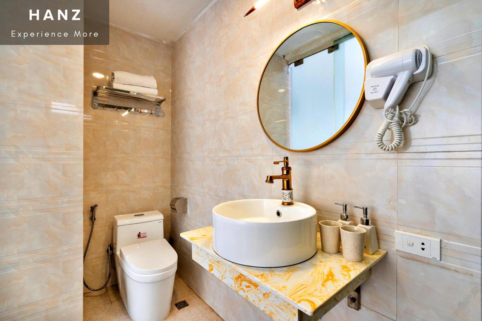 Memory Legends Hotel Hanoi Room photo